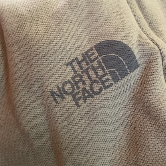 New THE NORTH FACE Half Dome Cropped Jogger Pants - Picture 5 of 7